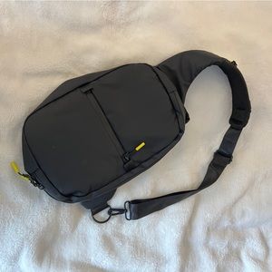 Sling bag